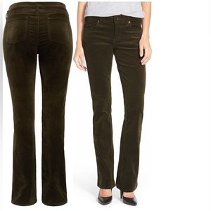 Kut from the Kloth corduroy boot cut pants forest green size 16
